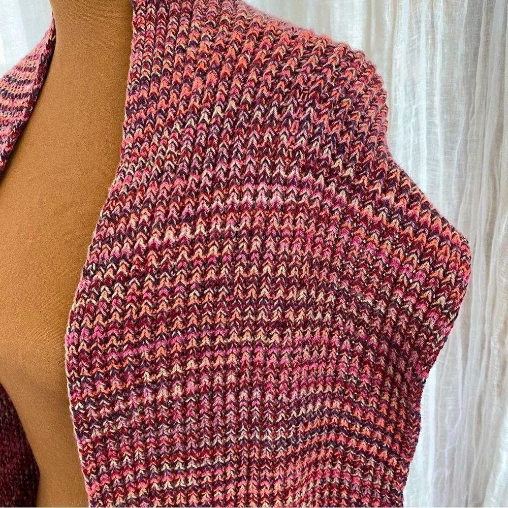 Missoni Scarf, 80" Pink,‎ Red, and Violet Knit Scarf with Tassels - Picture 5 of 10